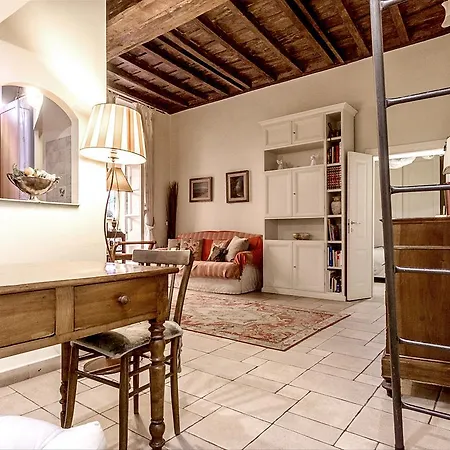 Palazzo Farnese Historical Appartement Rome